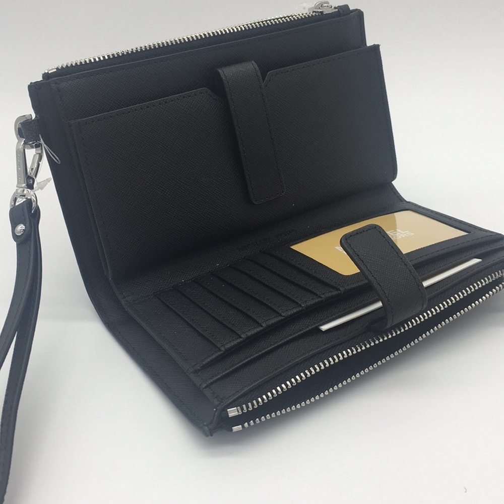 MICHAEL KORS LG DOUBLE ZIP WRISTLET BLACK - Picture 7 of 8